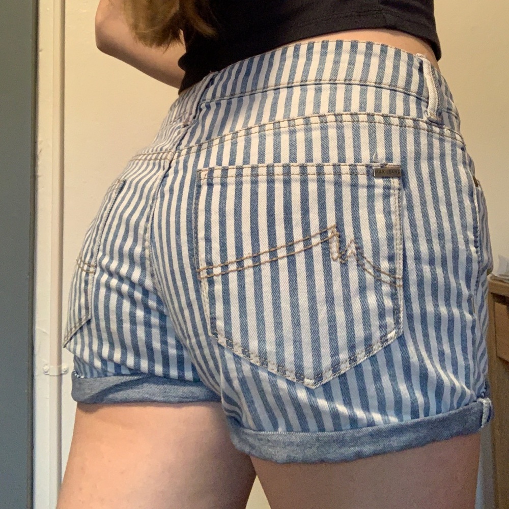 CUTEST STRIPED SHORTS 🌈😻